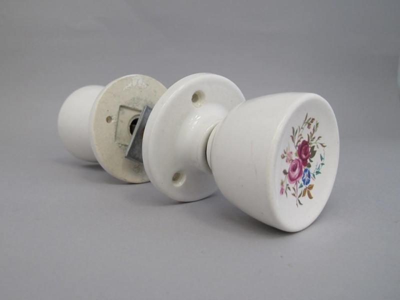 Door handle - Debonair pattern; Crown Lynn Technical Ceramics Limited; 1962-1975; 2016.6.17