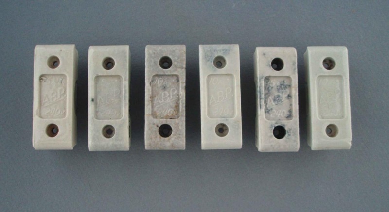 Oven fuse holders - A.B.P.; Crown Lynn Technical Ceramics Limited; 1940-1980; 2009.1.1489.1-6