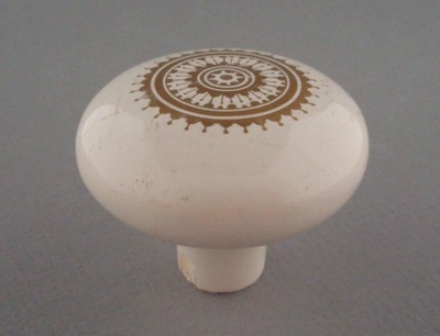 Door handle - Optima pattern; Crown Lynn Technical Ceramics Limited; 1976-1989; 2008.1.677