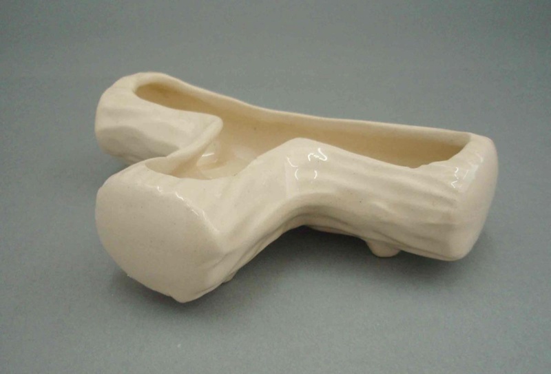 Trough - log; Amalgamated Brick and Pipe Company Limited; 1940-1955; 2008.1.241