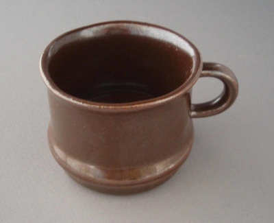 Cup; Luke Adams Pottery Limited; 1970-1975; 2009.1.604