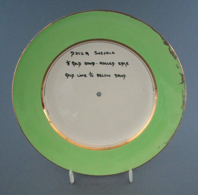 Cake plate - Suffolk pattern sample; Crown Lynn Potteries Limited; 1958-1965; 2009.1.1095 Cake plate - Suffolk pattern sample; Crown Lynn Potteries Limited; 1958-1965; 2009.1.1095