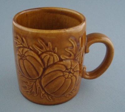 Mug - harvest; Titian Potteries (1965) Limited; 1974-1985; 2008.1.2294