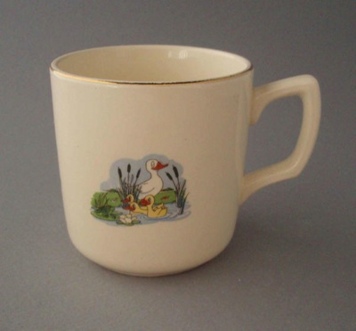 Child's cup - nursery theme; Crown Lynn Potteries Limited; 1948-1955; 2008.1.1301