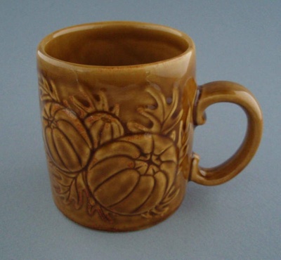 Mug - harvest; Titian Potteries (1965) Limited; 1974-1985; 2008.1.2293