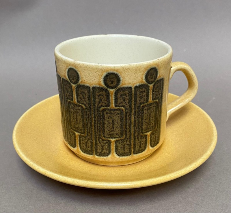 Cup with abstract design and matching saucer.; Crown Lynn Potteries Limited; 1970s; 2016.48.82 Cup with abstract design and matching saucer.; Crown Lynn Potteries Limited; 1970s; 2016.48.82