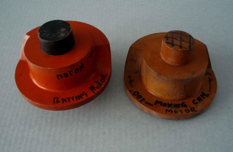 Wooden pattern x 2; Unknown; 1940-1970; 2010.1.90.1-2