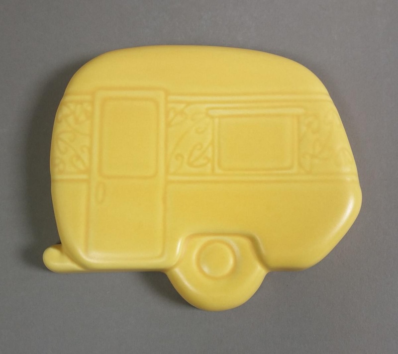 Tile - caravan; Studio Ceramics NZ Ltd; 2009; 2017.1.131