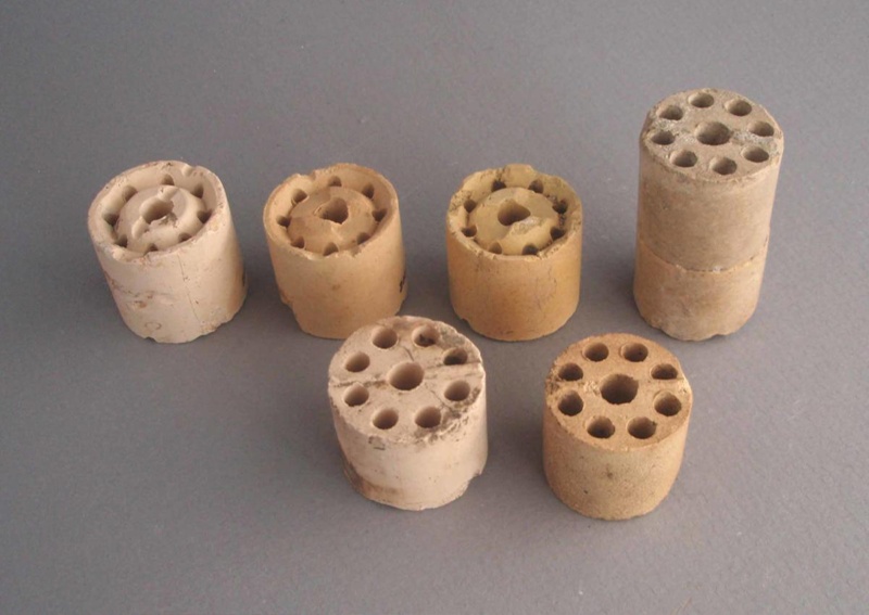 Ceramic insulators; Crown Lynn Technical Ceramics Limited; 1940-1960; 2009.1.1961.1-6
