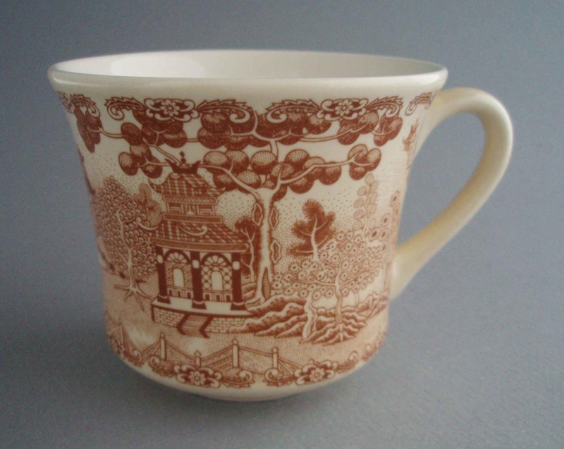 Cup - Brown Willow pattern; Crown Lynn Potteries Limited; 1982-1989; 2008.1.1054