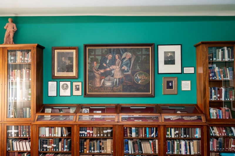 Ernest & Marion Davis Library