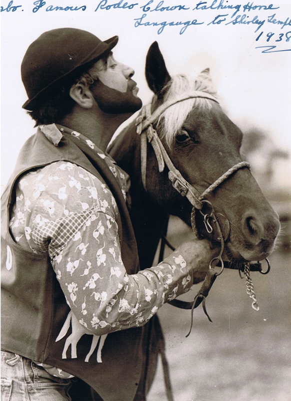 rodeo-clown-wins-grins-the-columbian