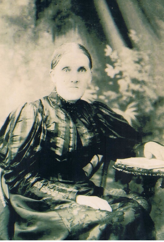 Photograph Mary McLachlan (nee Bunting); c 1880; 13124 eHive