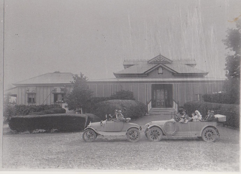 "Strathmore" homestead ; 10481 eHive