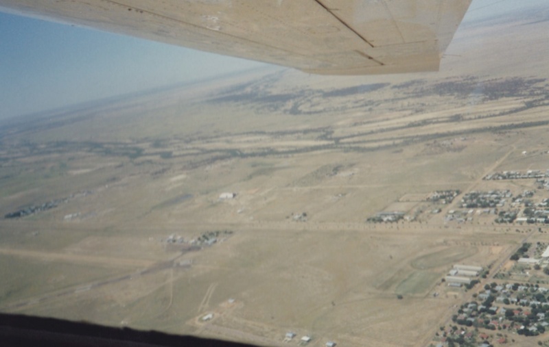 Longreach Aerial Photo; 1987; 18084 eHive