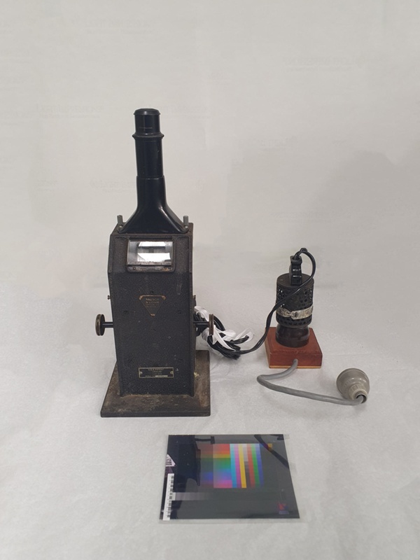 Duboscq Type Colorimeter; Bausch and Lomb Optical Co.; c.19351950