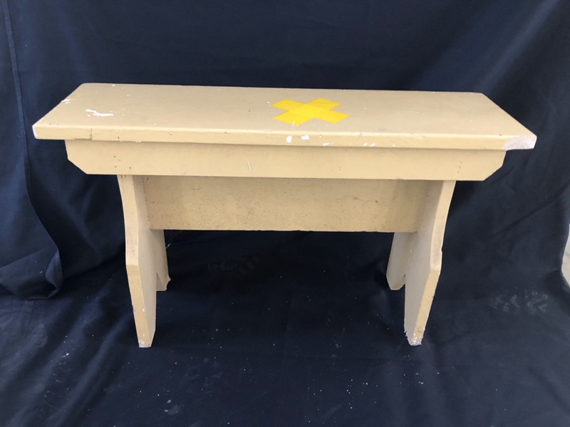 Small Bench Seat Xx 227 EHive   12f39e31e2d048f5893c5206ca778263 L 