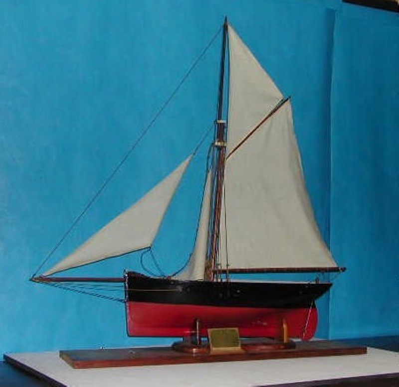 Yacht (rigged cutter) - fully rigged hull model; Douglas, A; A_1991-005 ...