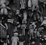 Untitled [Dolls]
; Schnitzer, Klaus; 1969; 1971:0287:0001