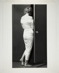 Marilyn Entering the Closet; Halsman, Philippe; 1952; 1987:0013:0005