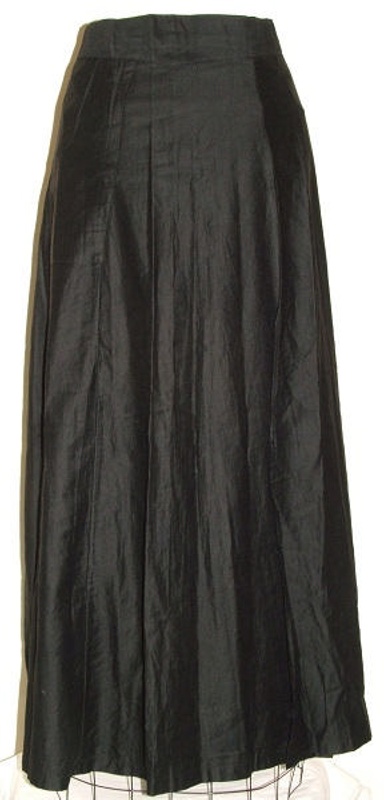 Ankle Length Apron; c1915; 48.88 | eHive