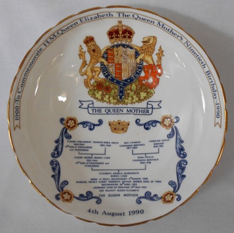 Plate, The Queen Mother's 90th Birthday; Aynsley; 1990; 2018.26 