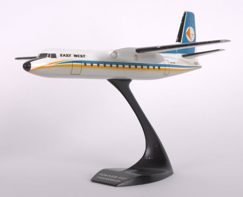 FOKKER F27 FRIENDSHIP & YS-11 プラモデルセット Highly detailed Aero Classics Korean Air lines Fokker