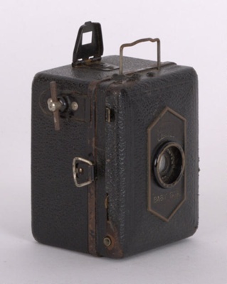 Baby Box Camera; Zeiss Ikon; 1931-1938; 427.94 | eHive