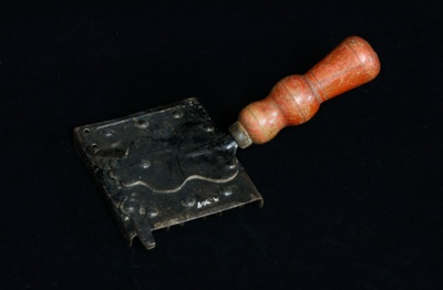 Curry comb; STMEA:A.369