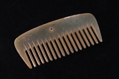 Comb; STMEA:2018-619