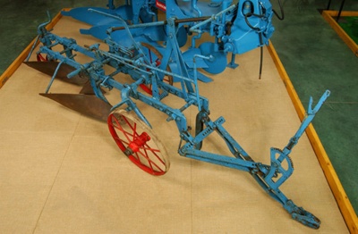 Tractor plough; Ransomes, Sims & Jefferies; STMEA:A.1858