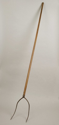Hay-Fork; STMEA:A.2329