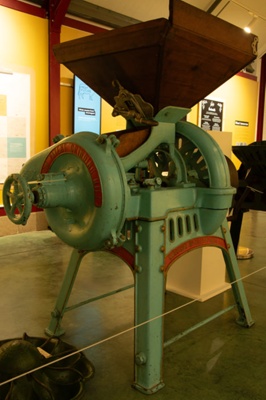Grinding Mill; STMEA:W.2393