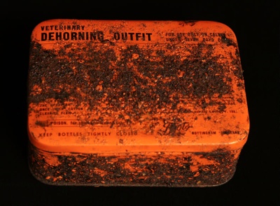 Part of de-horning outfit; STMEA:75.A.58.11a