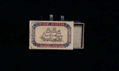 Miniature Matchbox ; J.John Masters & Co. Ltd.; STMEA:1998-46.6b-c