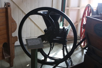 Chaff Cutter & Mill; R. Hunt & Co Ltd; STMEA:A.916 Chaff Cutter & Mill; R. Hunt & Co Ltd; STMEA:A.916