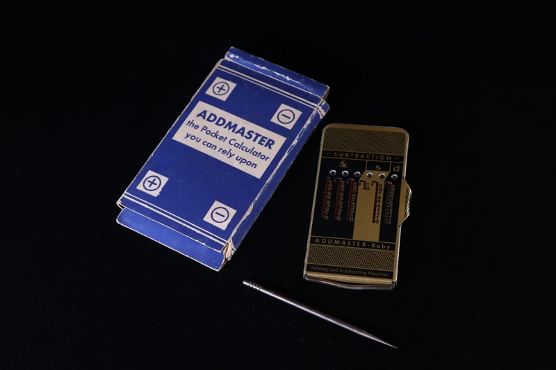Calculator; STMEA:1998-46.3a-c eHive