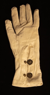Gloves (lady's); STMEA:82.A.78.29.1