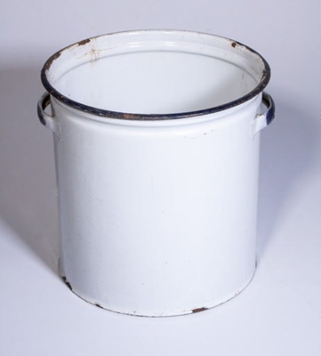 Container; STMEA:2000-12