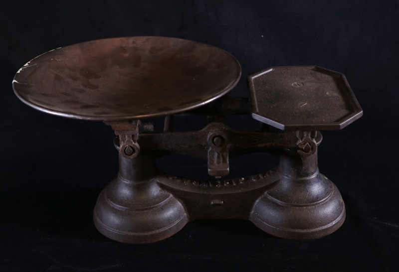Antique Scale (JAS) Antique Scale (JAS)