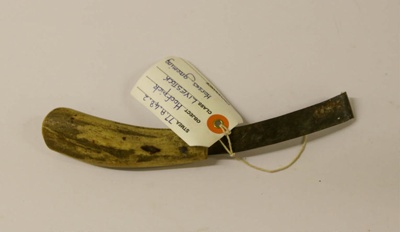 Hoof pick; STMEA:77.A.48.2