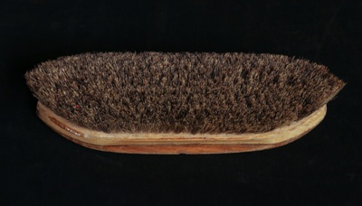 Martingale brush; STMEA:75.A.107