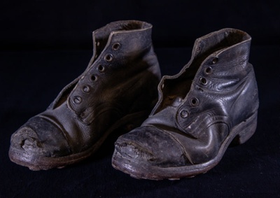 Boots; STMEA:2005-51