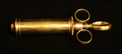 Pig dosing syringe; STMEA:75.A.58.12b