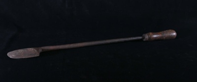 Firing iron (line); STMEA:81.A.77.4.1