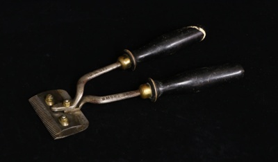 Horse clippers; B & Co.; STMEA:A.594