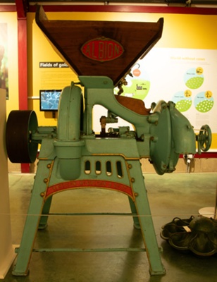 Grinding Mill; STMEA:W.2393