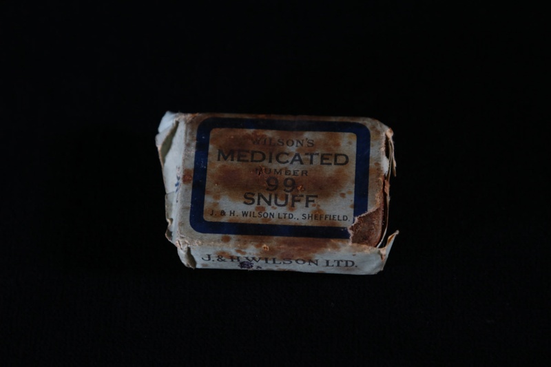 Snuff Box And Advertising Card Stmea A Ehive