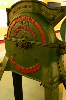 Root cutter; E.H. Bentall & Co Ltd.; STMEA:A.2673