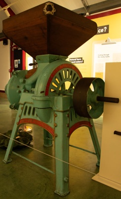 Grinding Mill; STMEA:W.2393